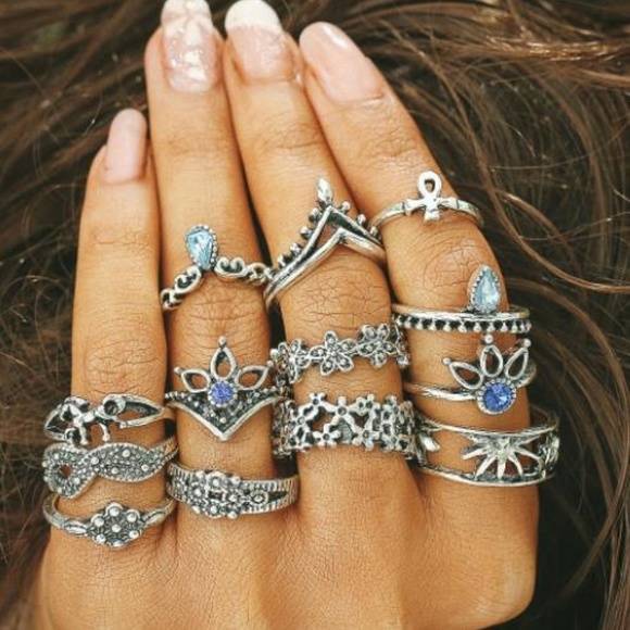 NEW 13pc multi styles ring set - Picture 3 of 8